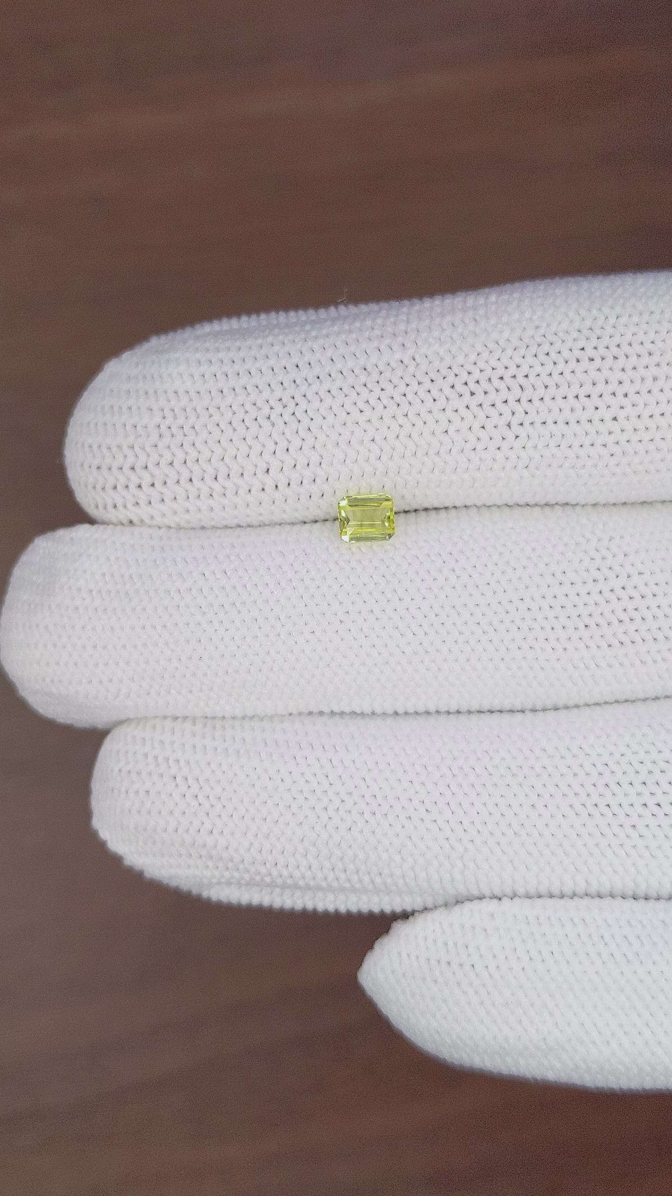 0.49 Ct. Chrysoberyl from Ceylon (Sri Lanka) Size Video