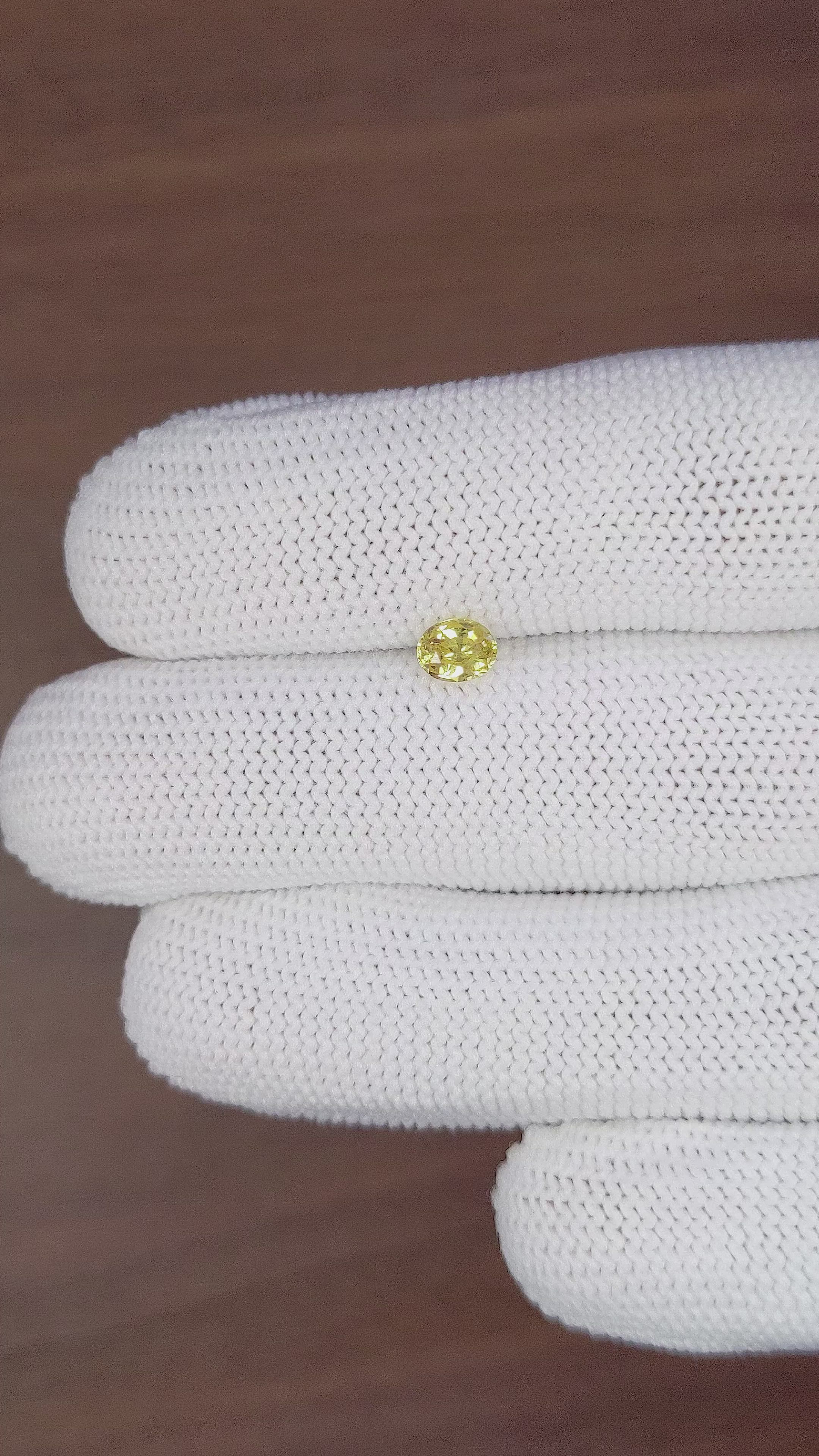 0.50 Ct. Chrysoberyl from Ceylon (Sri Lanka) Size Video