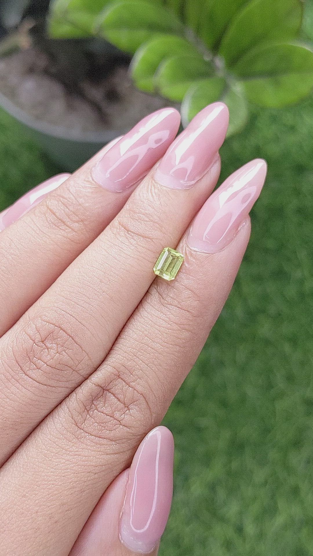 0.54 Ct. Chrysoberyl from Ceylon (Sri Lanka) Size Video