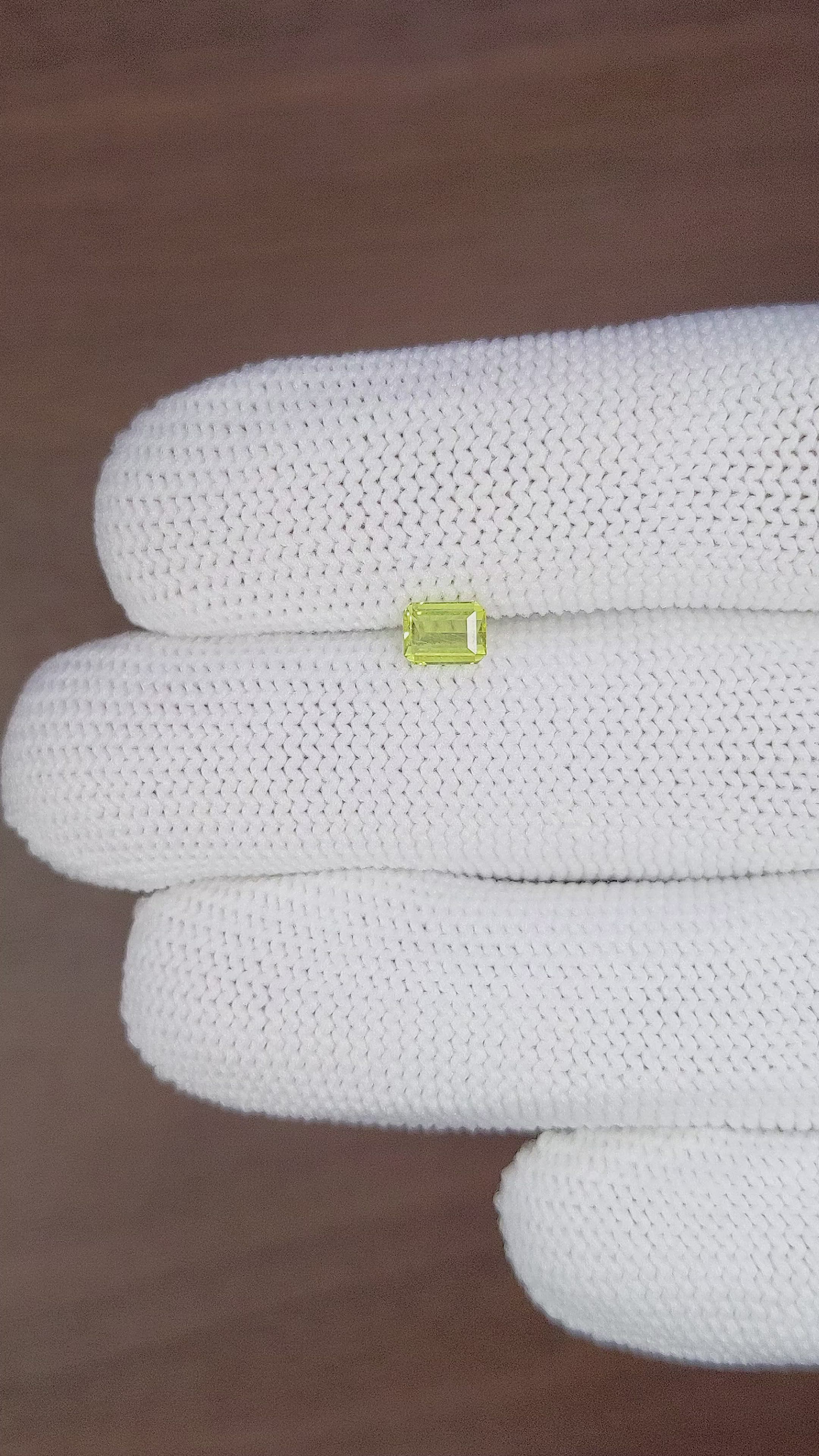 0.54 Ct. Chrysoberyl from Ceylon (Sri Lanka) Size Video