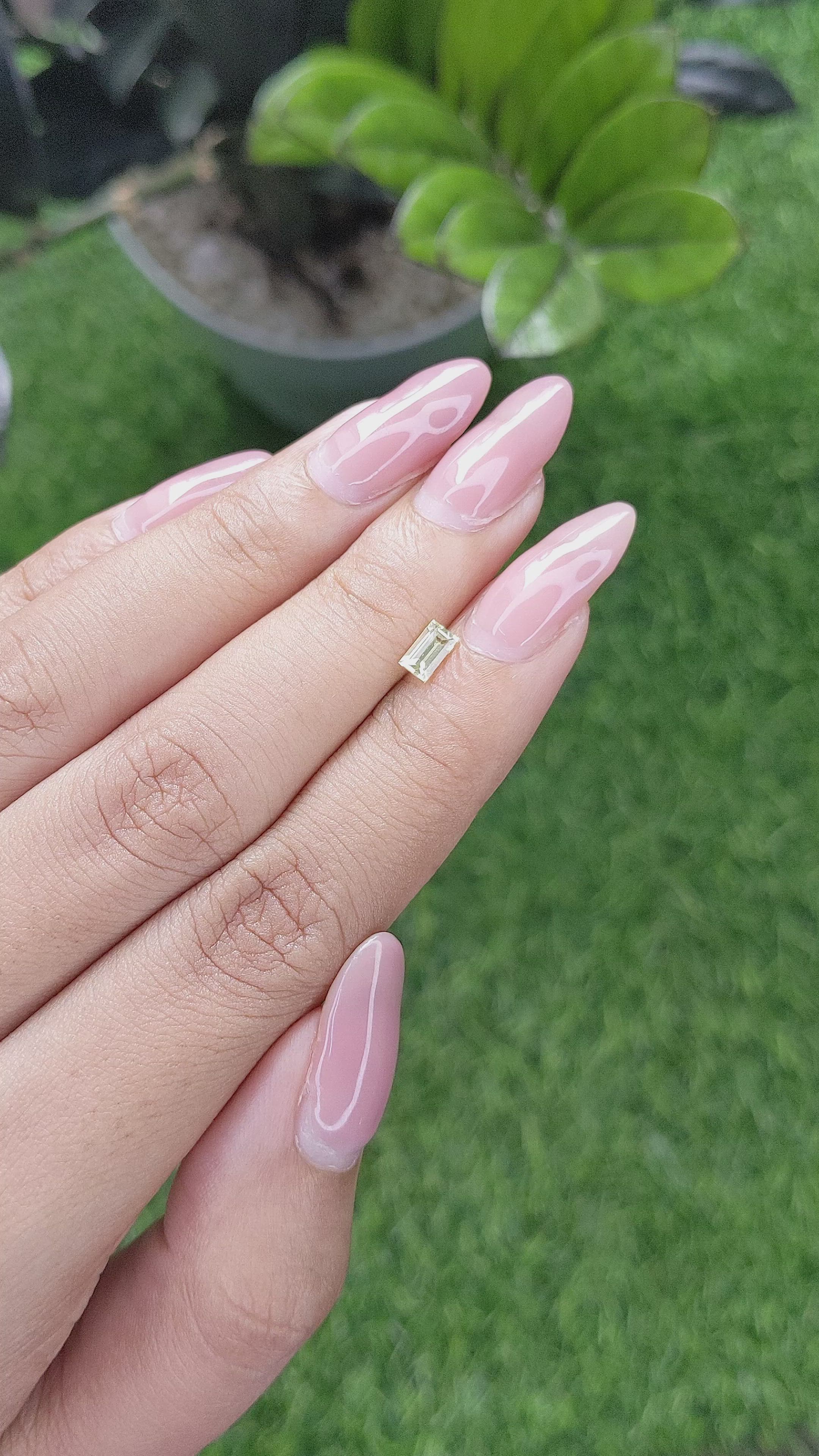 0.39 Ct. Chrysoberyl from Ceylon (Sri Lanka) Size Video