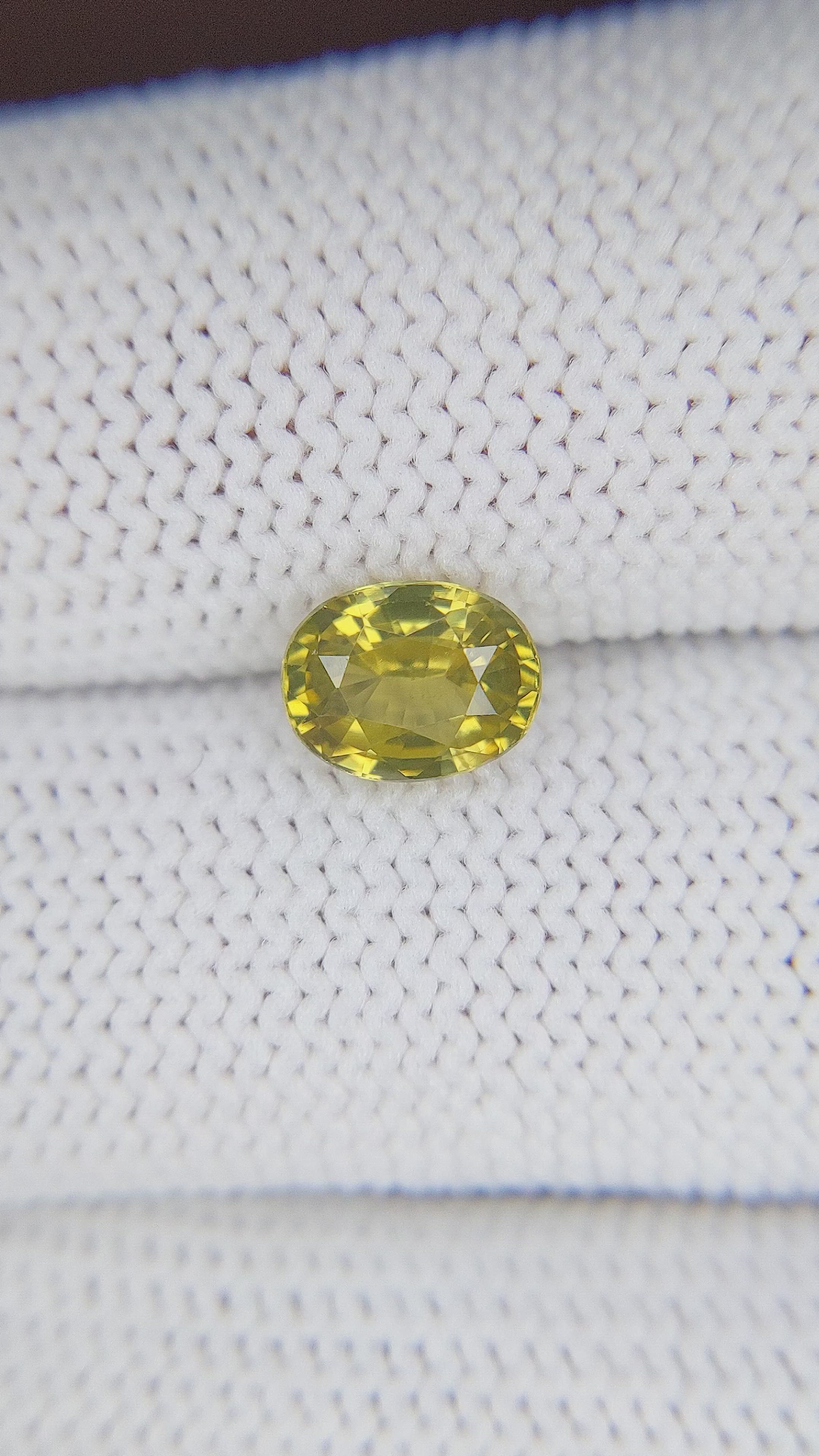 1.78 Ct. Zircon from Ceylon (Sri Lanka) Size Video