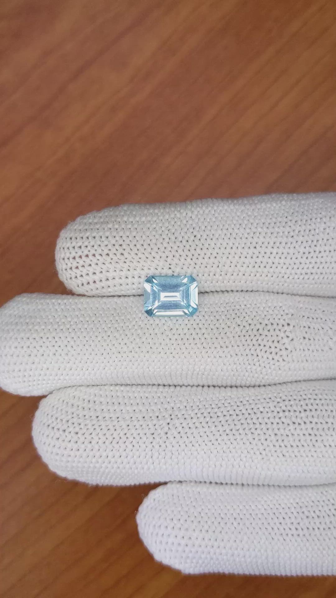 2.41 Ct. Topaz from Ceylon (Sri Lanka) Size Video