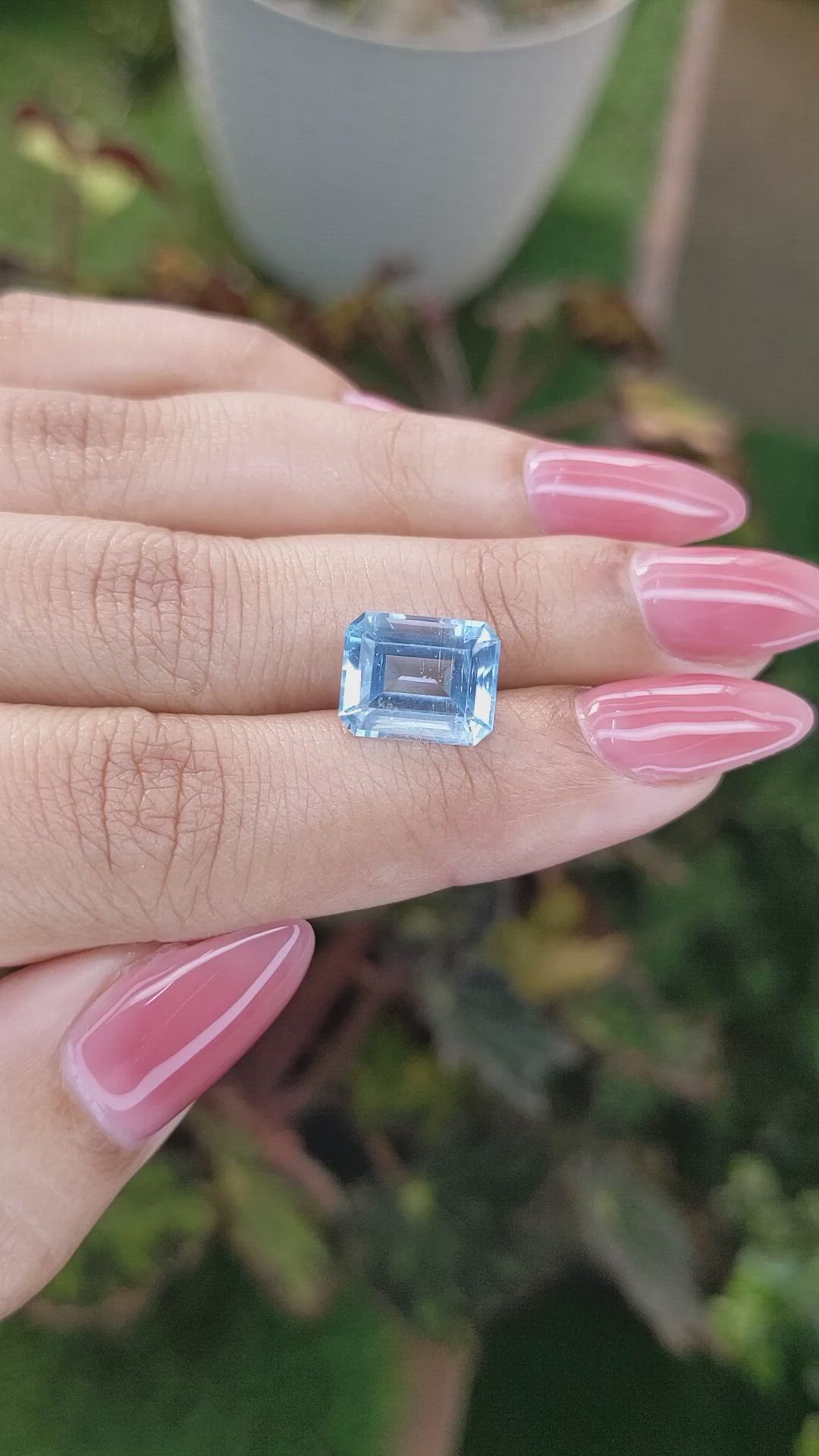 5.21 Ct. Topaz from Ceylon (Sri Lanka) Size Video