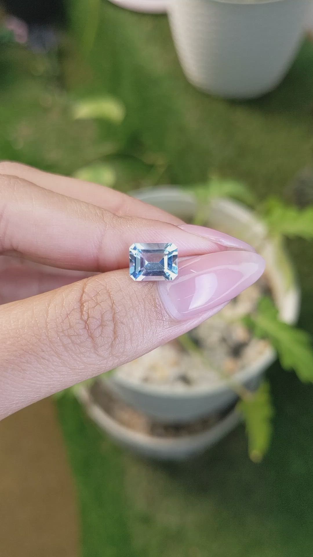 2.58 Ct. Topaz from Ceylon (Sri Lanka) Size Video