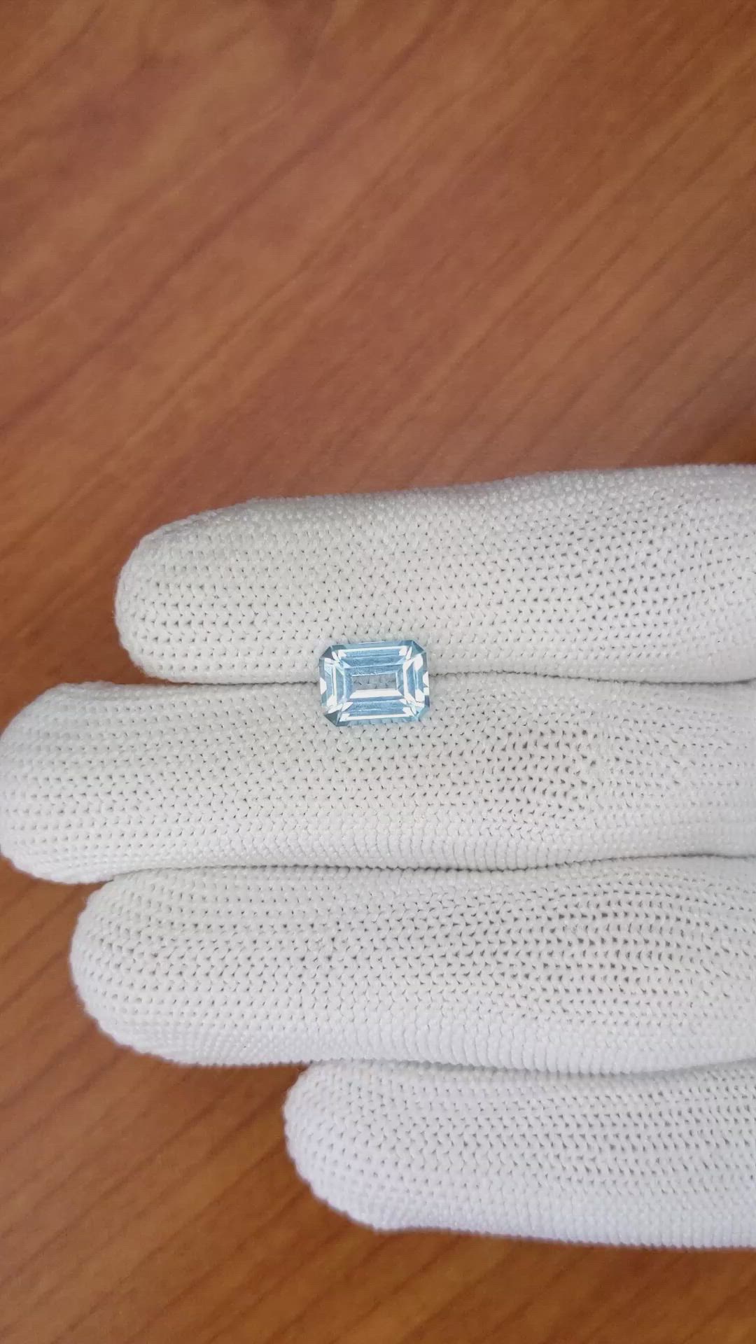 2.58 Ct. Topaz from Ceylon (Sri Lanka) Size Video