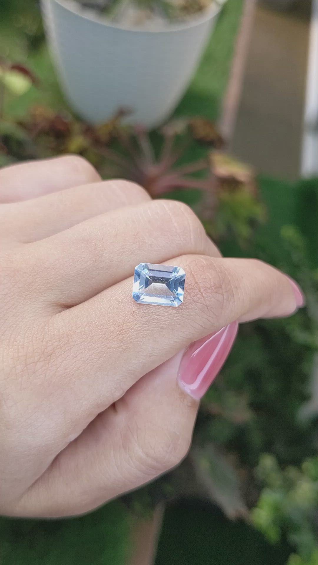 3.35 Ct. Topaz from Ceylon (Sri Lanka) Size Video