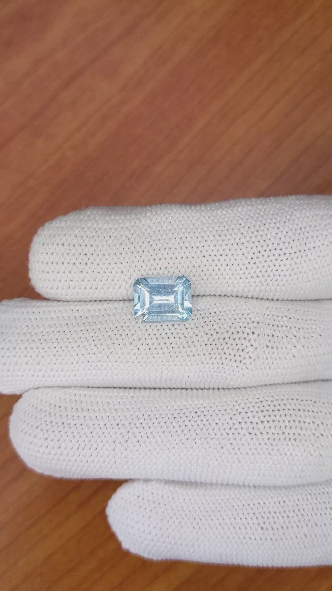 3.35 Ct. Topaz from Ceylon (Sri Lanka) Size Video