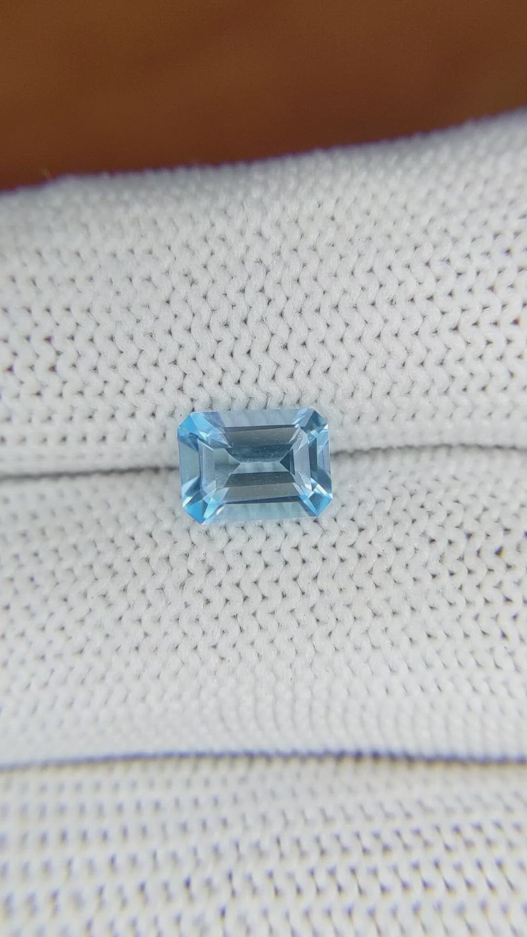 1.56 Ct. Topaz from Ceylon (Sri Lanka) Size Video