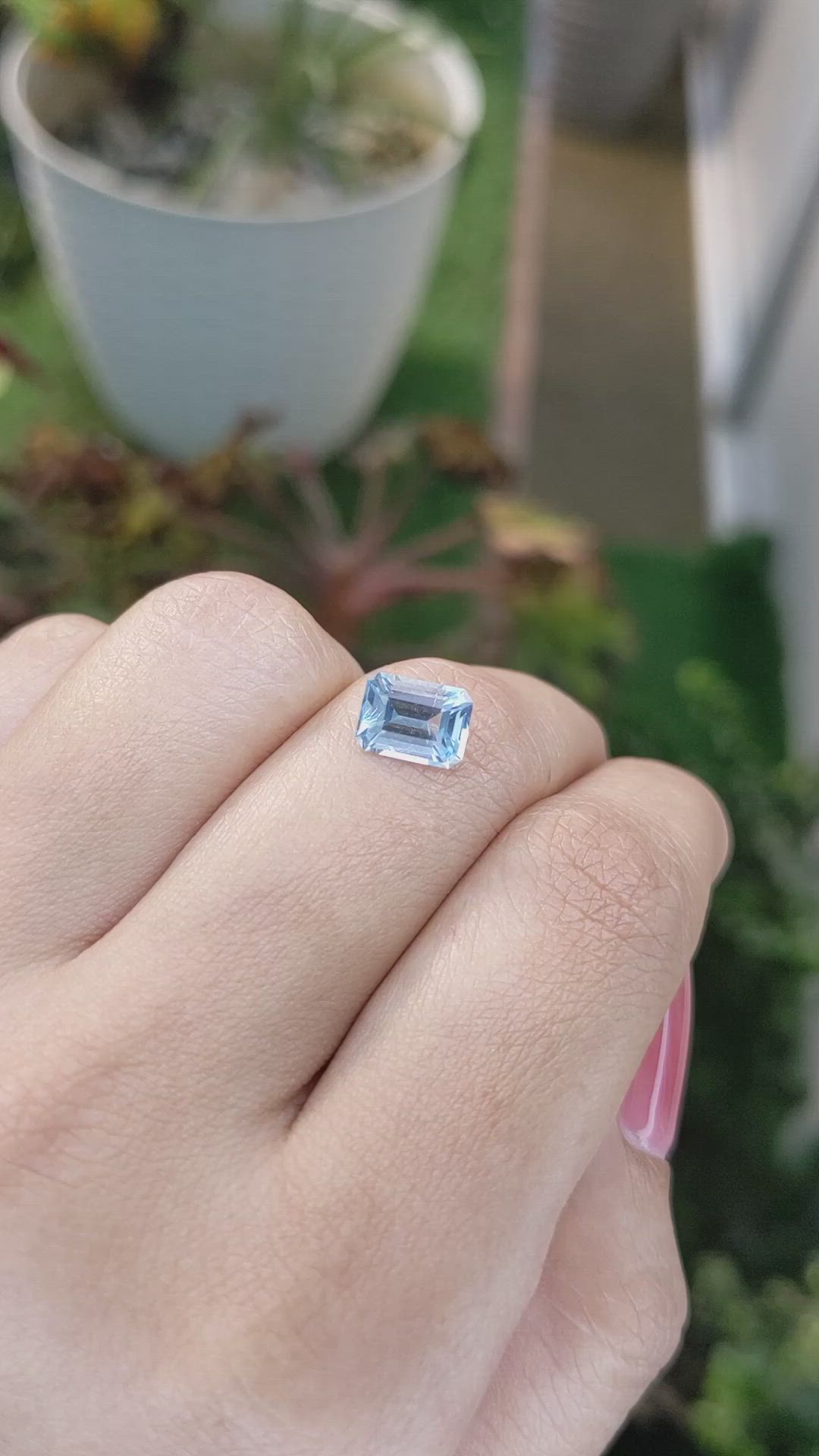 1.69 Ct. Topaz from Ceylon (Sri Lanka) Size Video