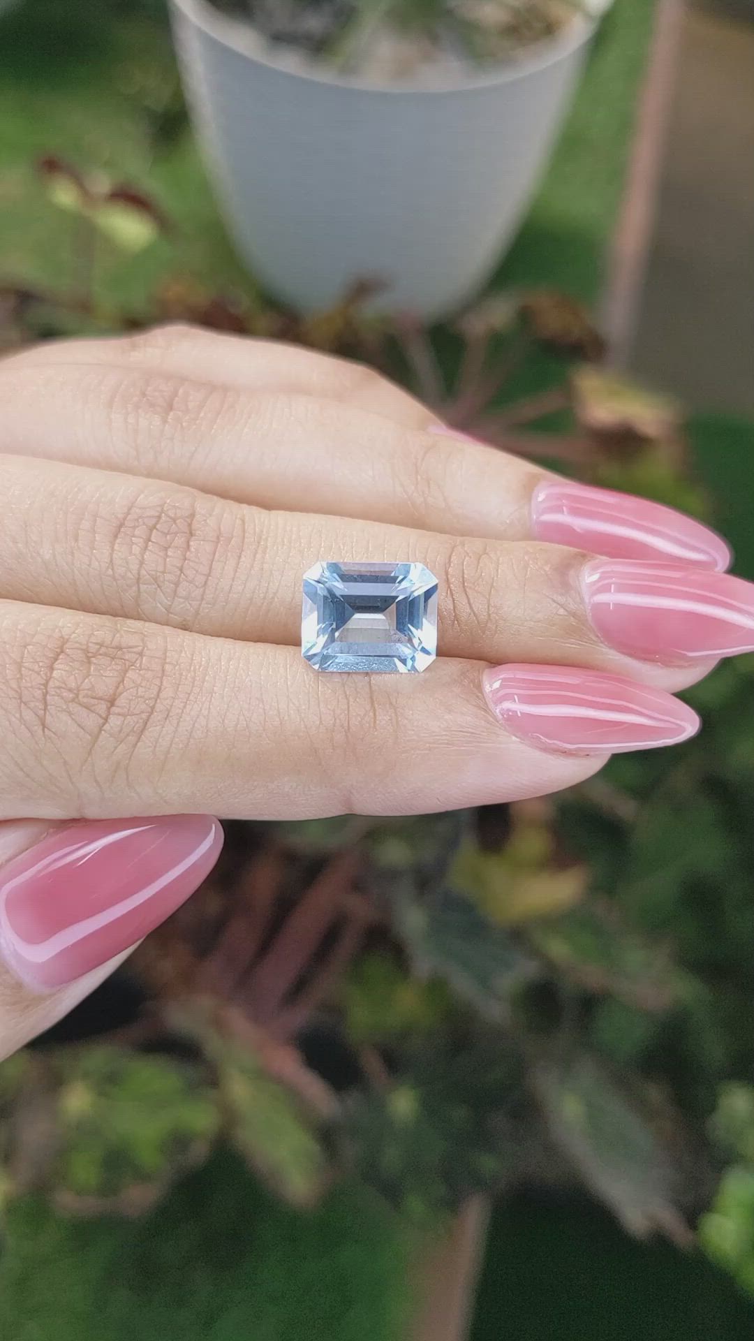 5.11 Ct. Topaz from Ceylon (Sri Lanka) Size Video