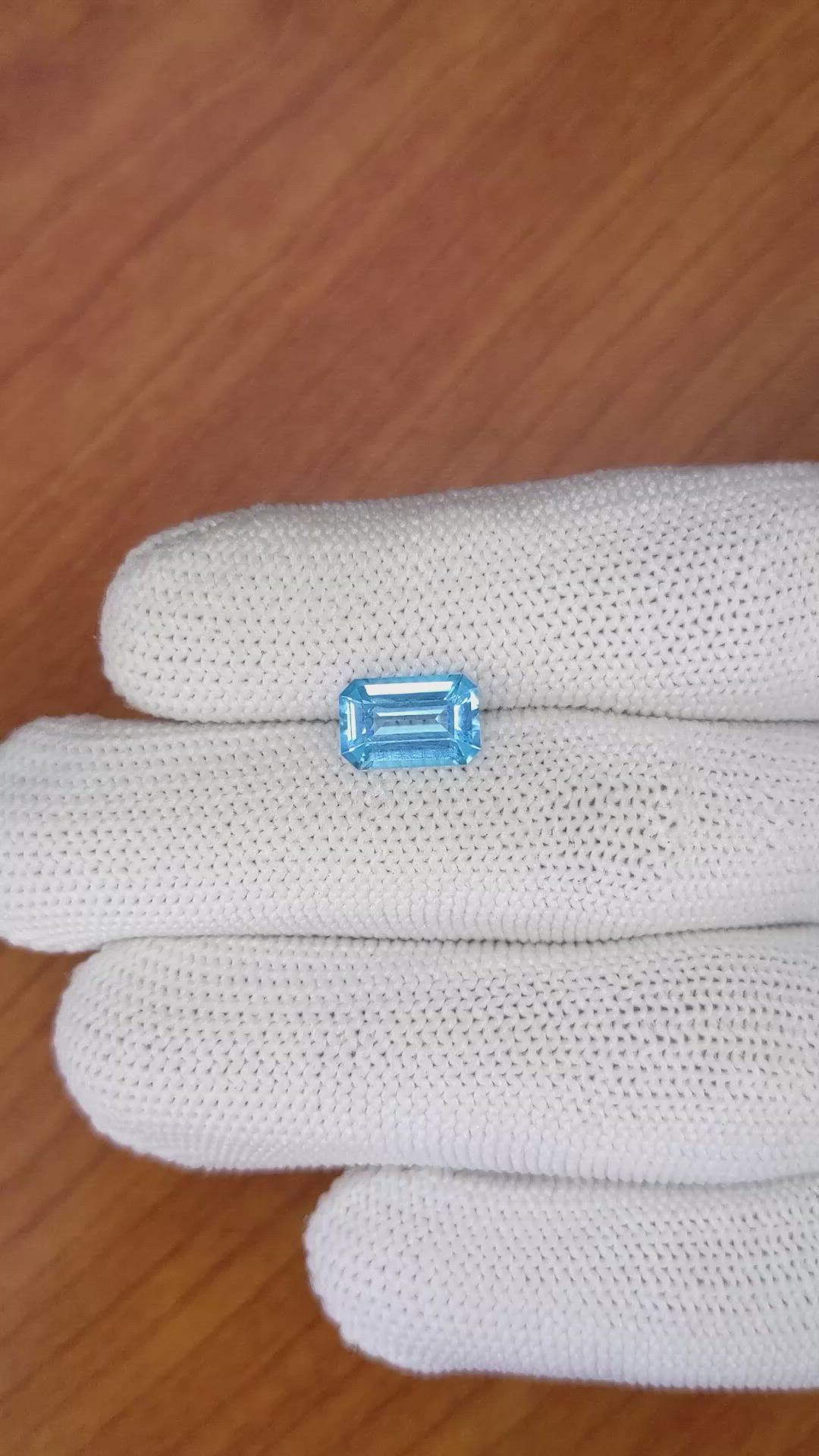 2.26 Ct. Topaz from Ceylon (Sri Lanka) Size Video