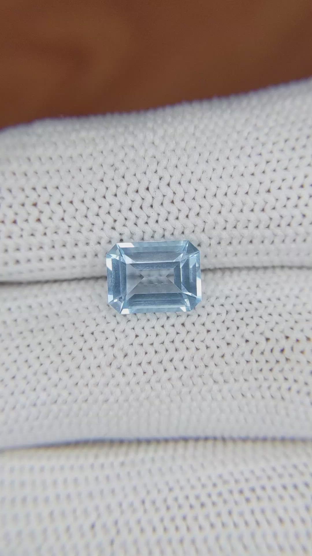 2.38 Ct. Topaz from Ceylon (Sri Lanka) Size Video