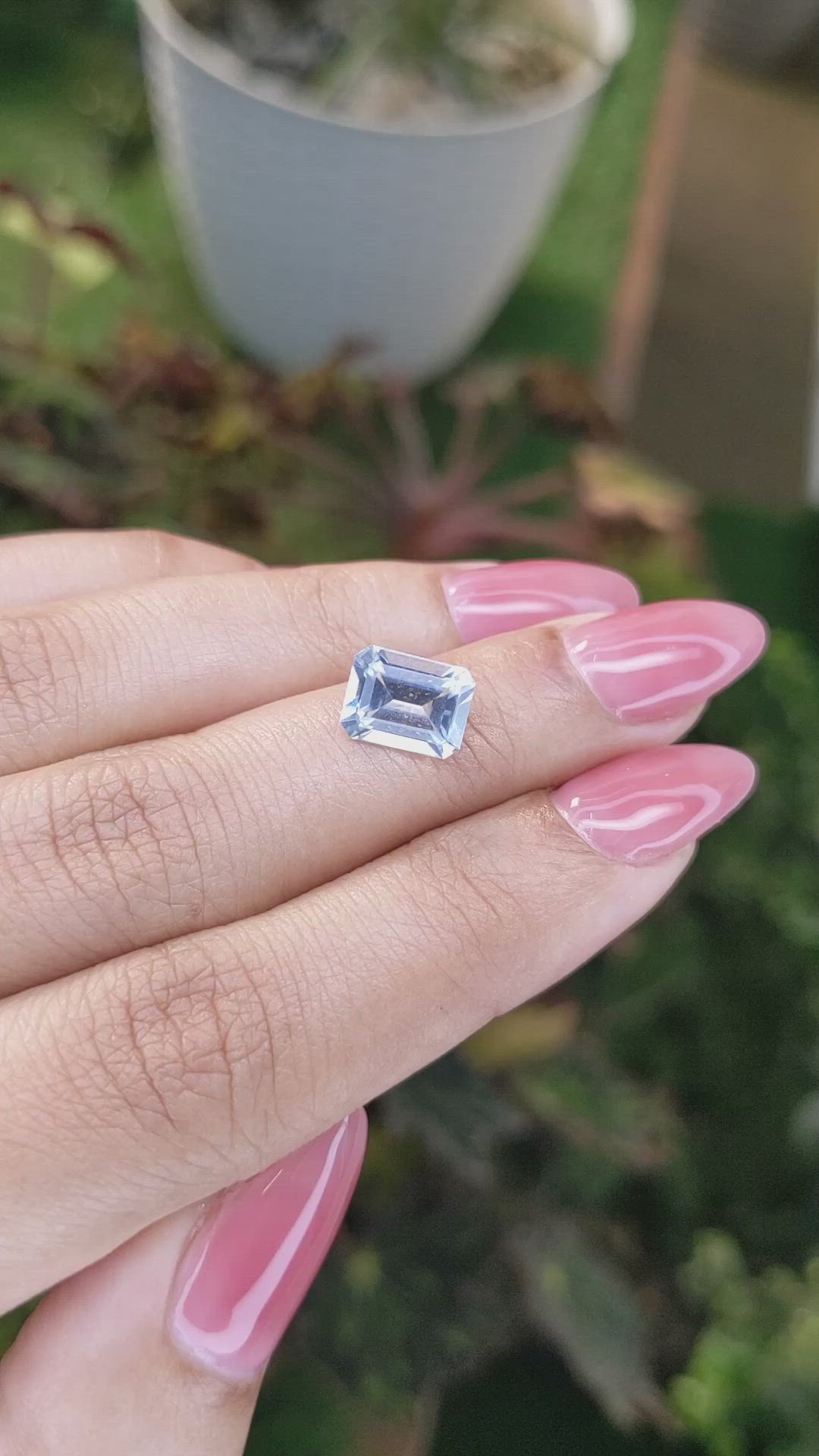 2.33 Ct. Topaz from Ceylon (Sri Lanka) Size Video