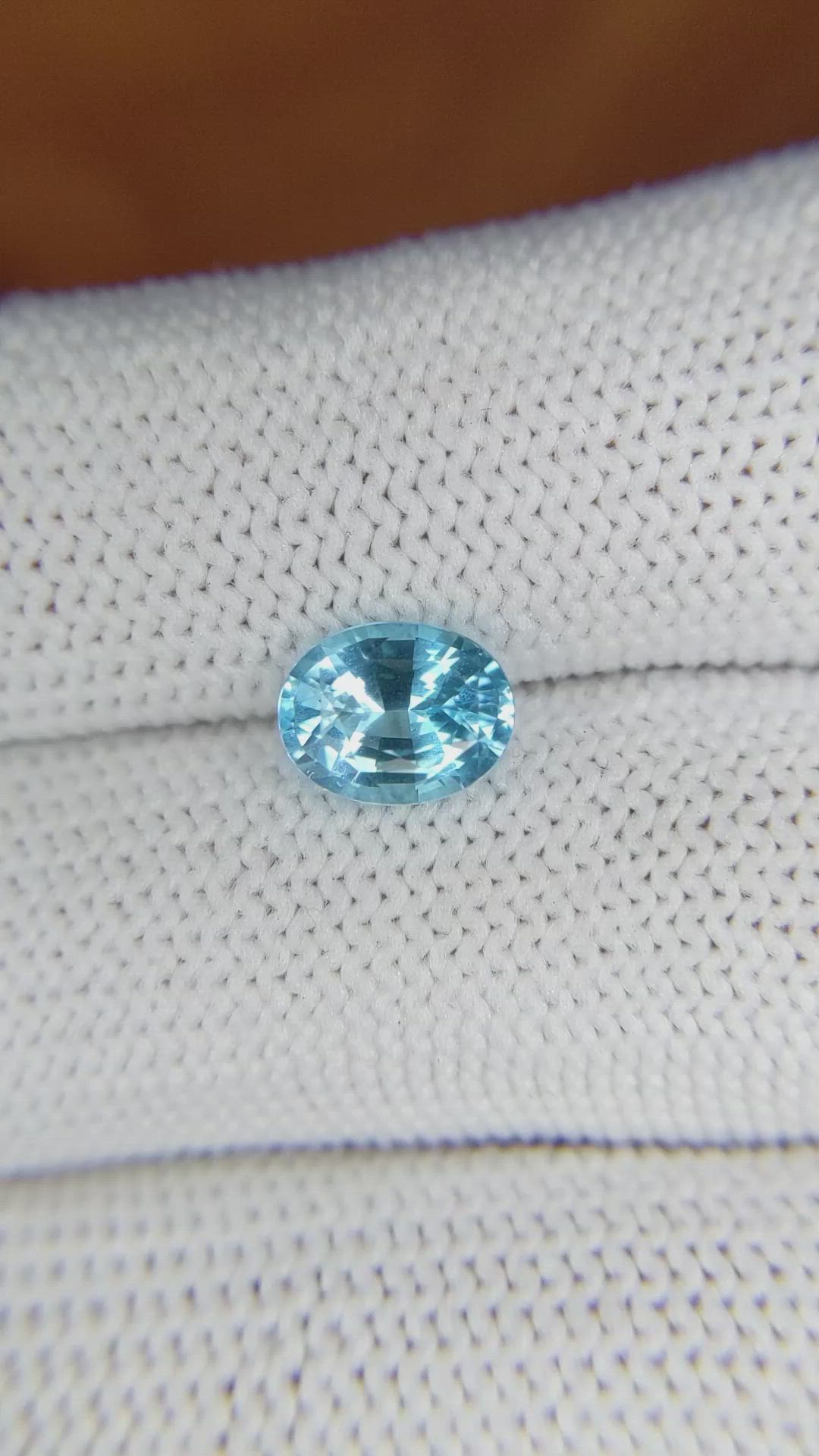 1.69 Ct. Topaz from Ceylon (Sri Lanka) Size Video