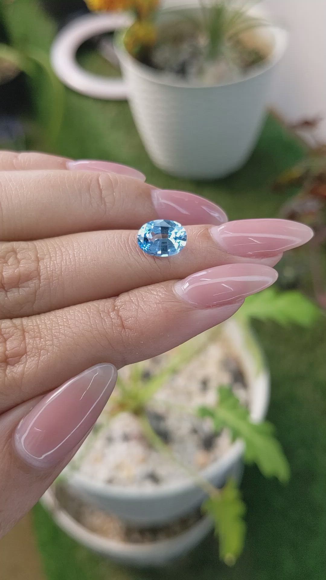 1.71 Ct. Topaz from Ceylon (Sri Lanka) Size Video