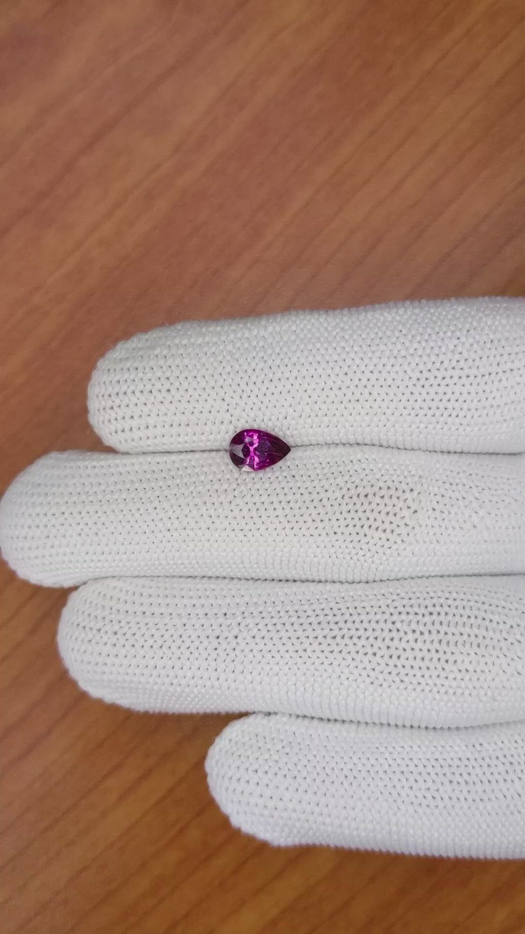 0.91 Ct. Rhodolite Garnet from Ceylon (Sri Lanka) Size Video