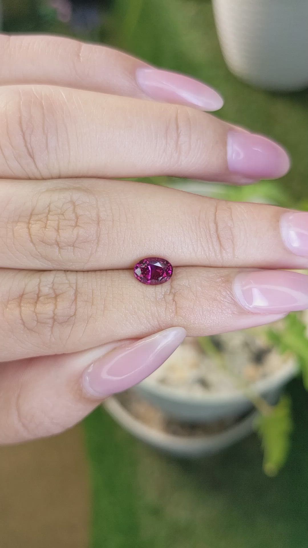 1.08 Ct. Rhodolite Garnet from Ceylon (Sri Lanka) Size Video