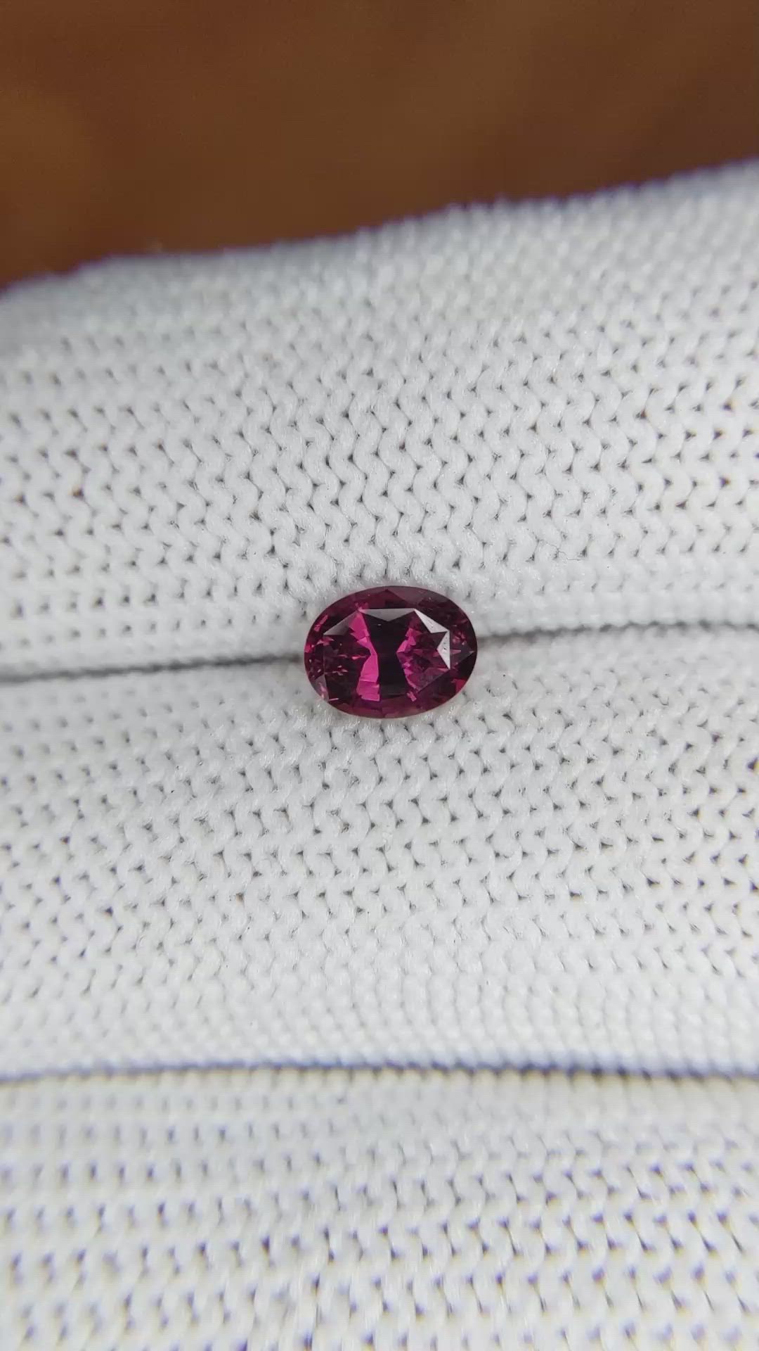 0.97 Ct. Rhodolite Garnet from Ceylon (Sri Lanka) Size Video