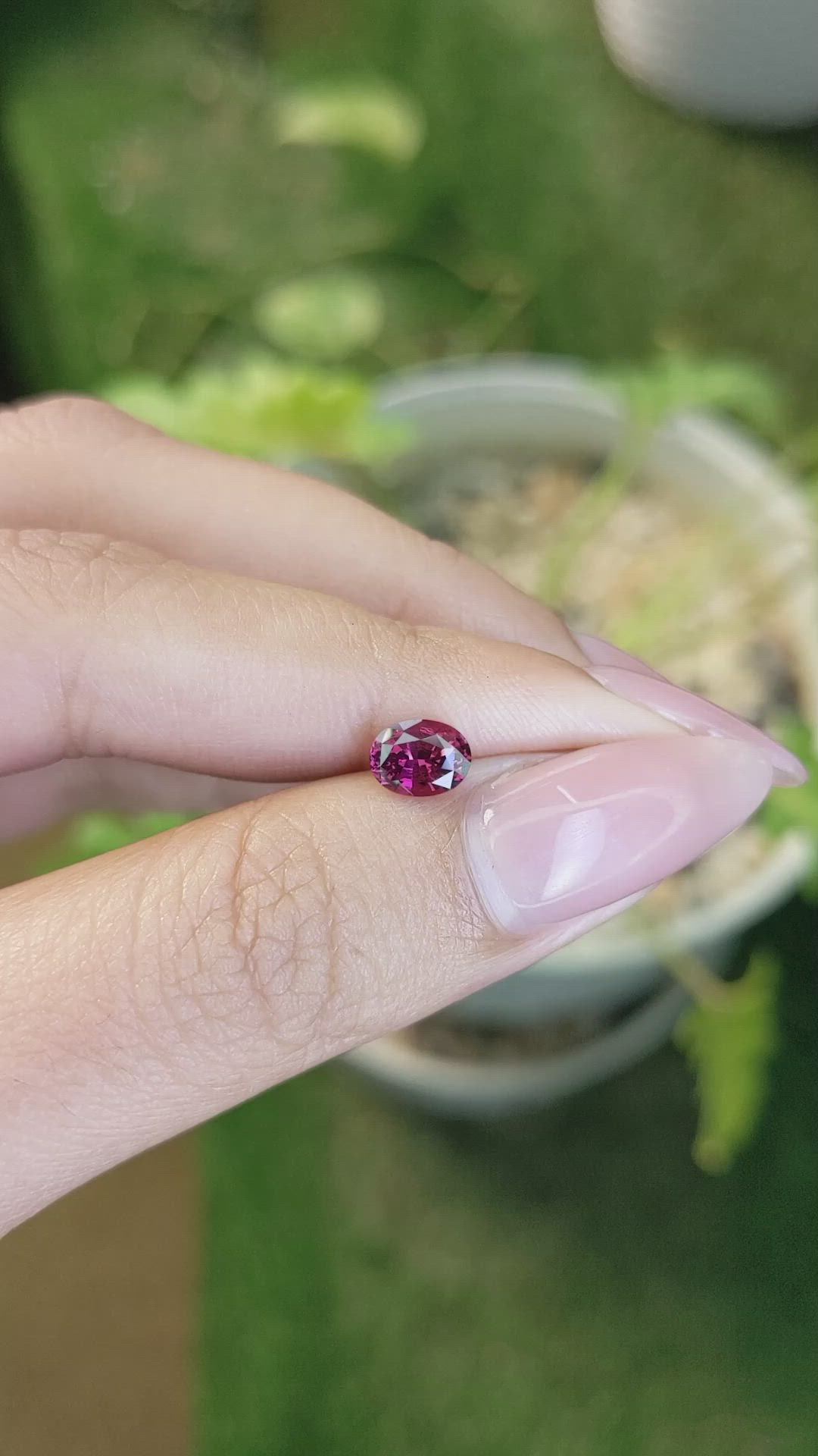 0.97 Ct. Rhodolite Garnet from Ceylon (Sri Lanka) Size Video