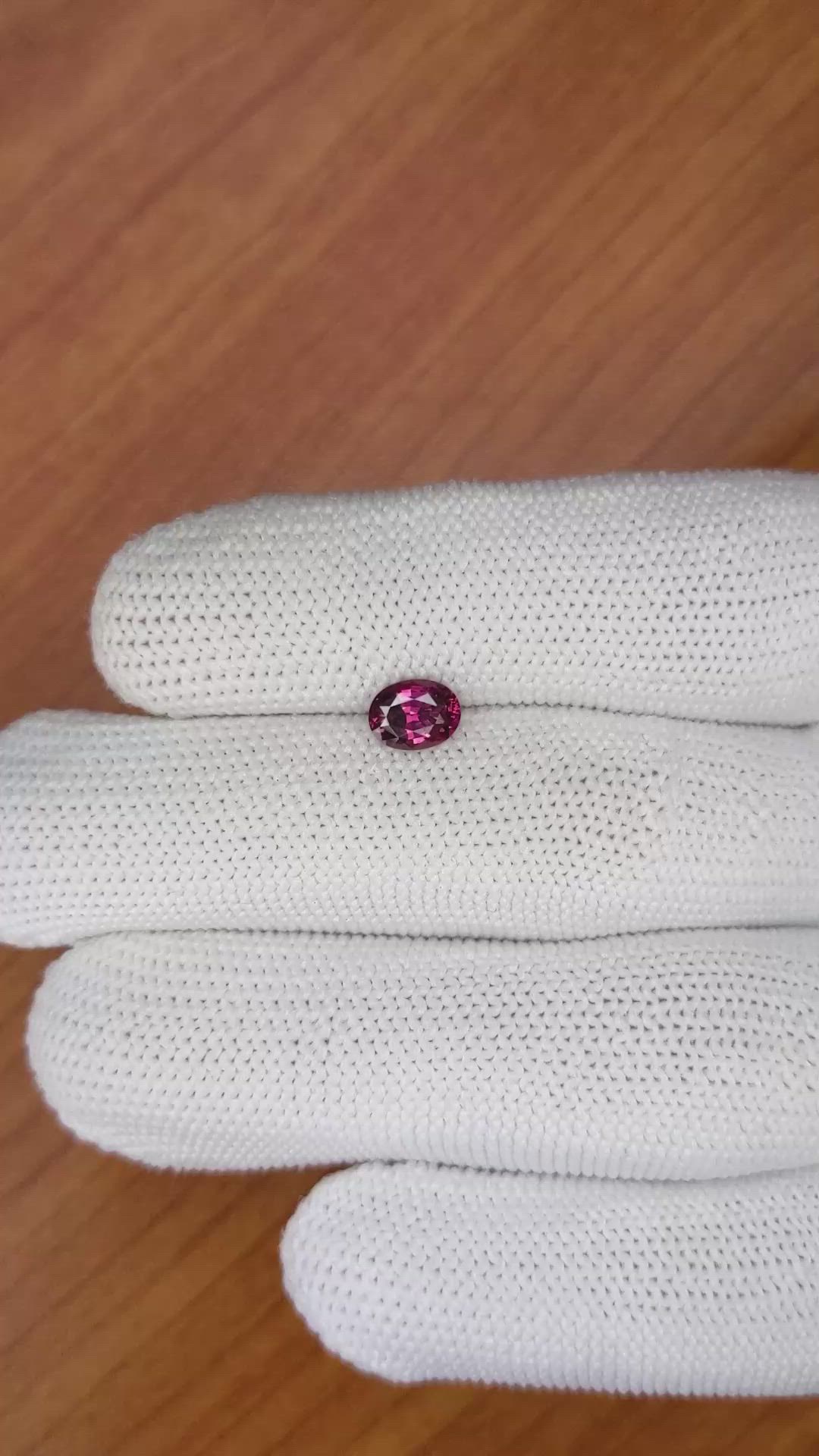 0.97 Ct. Rhodolite Garnet from Ceylon (Sri Lanka) Size Video