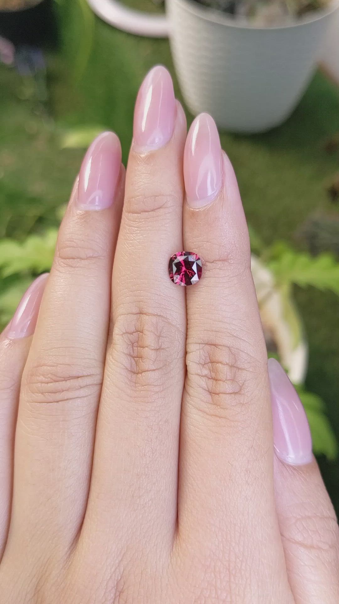 1.29 Ct. Rhodolite Garnet from Ceylon (Sri Lanka) Size Video