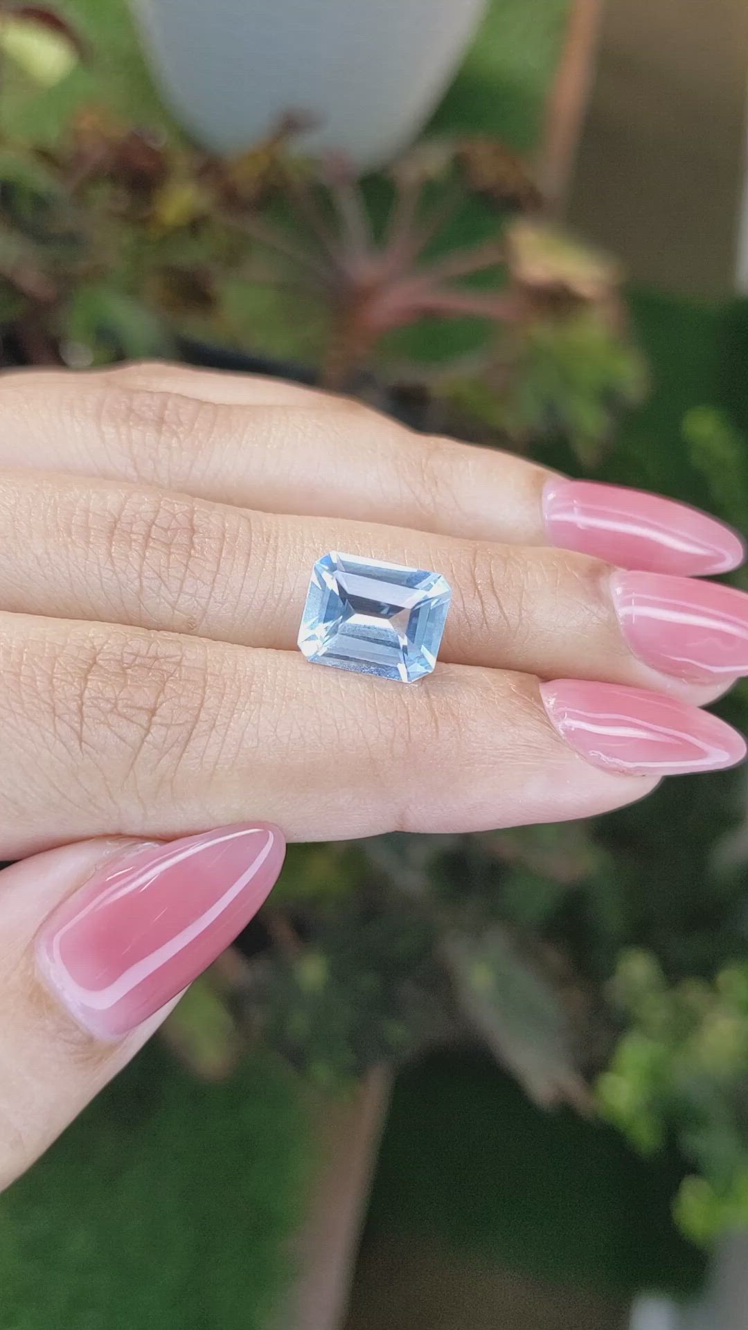 4.12 Ct. Topaz from Ceylon (Sri Lanka) Size Video