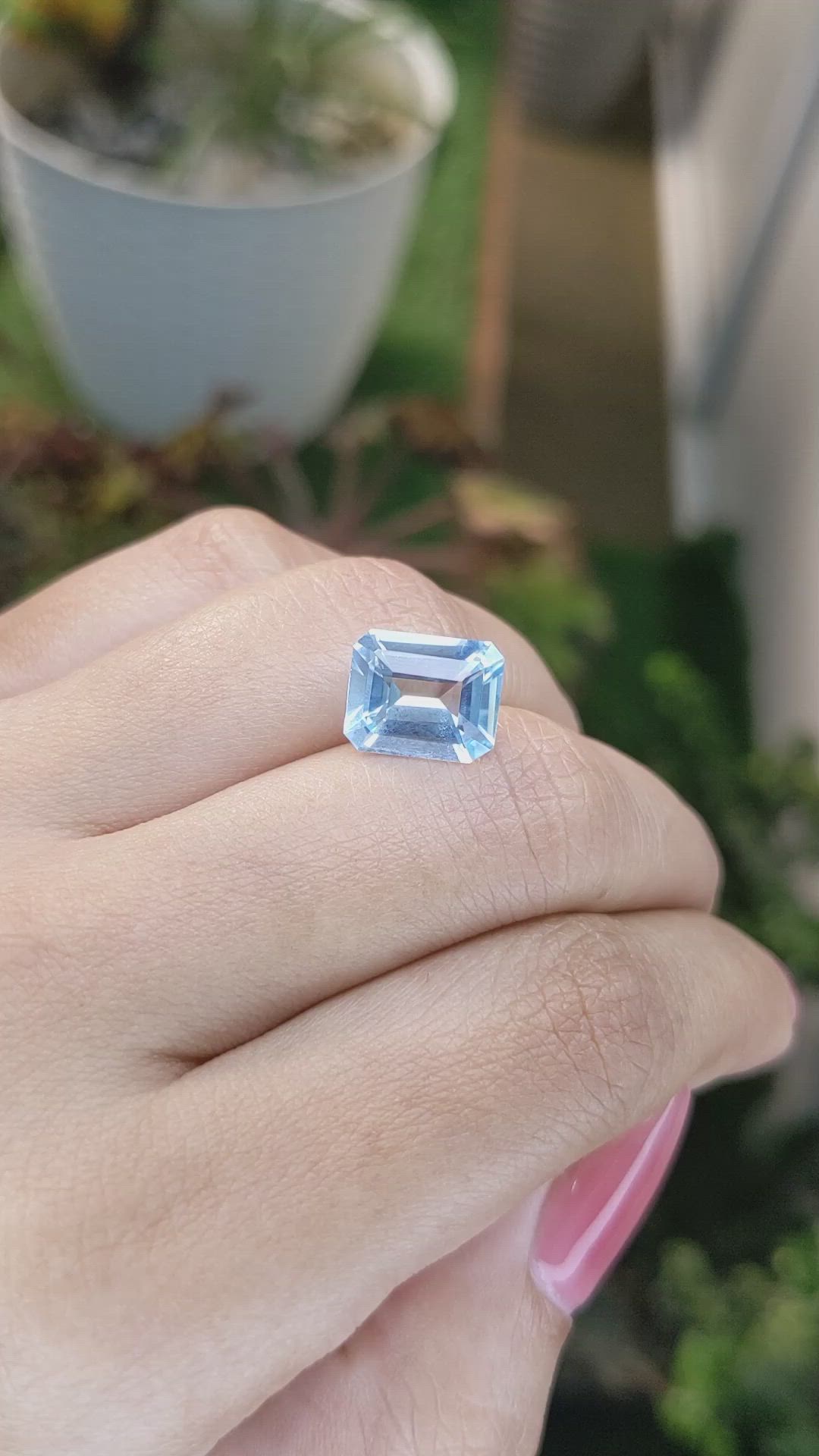 4.12 Ct. Topaz from Ceylon (Sri Lanka) Size Video