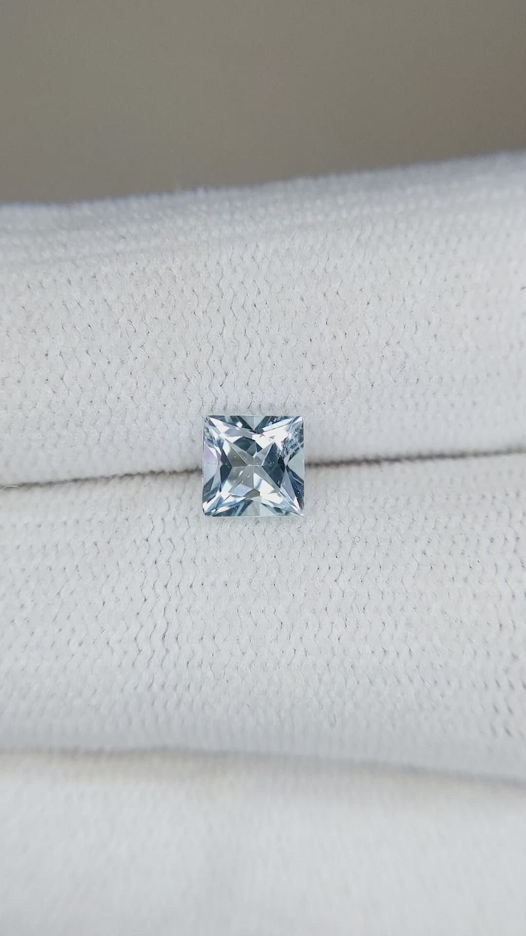 0.62 Ct. Aquamarine from Brazil Size Video