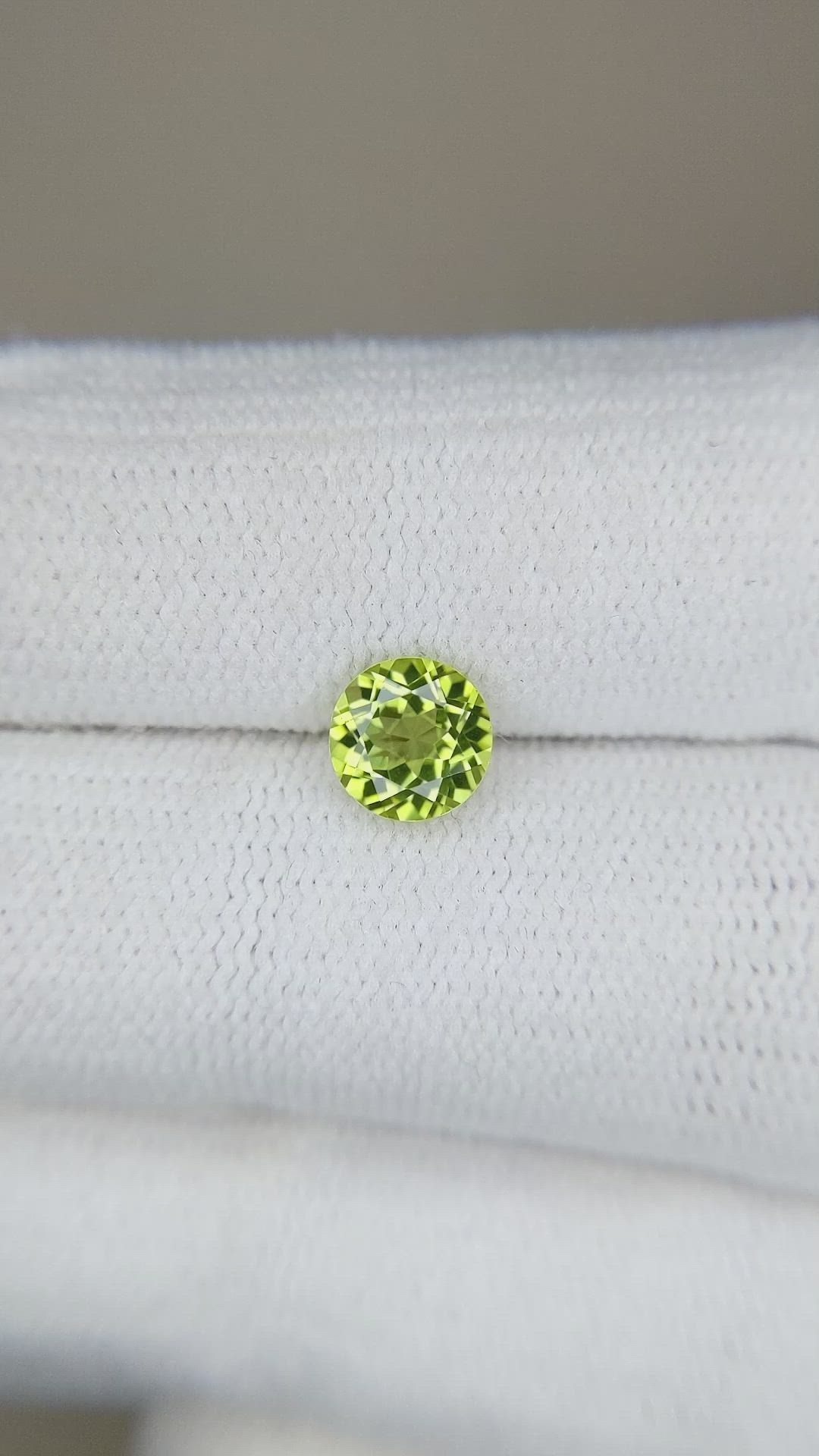 0.87 Ct. Peridot from Pakistan Size Video