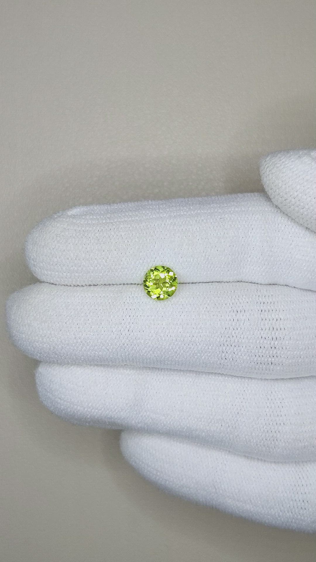 0.87 Ct. Peridot from Pakistan Size Video