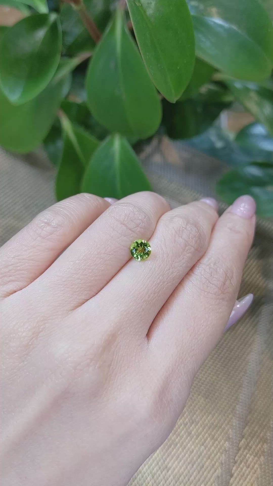 0.99 Ct. Peridot from Pakistan Size Video