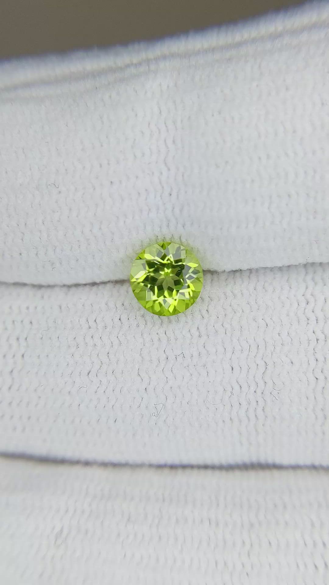 0.97 Ct. Peridot from Pakistan Size Video