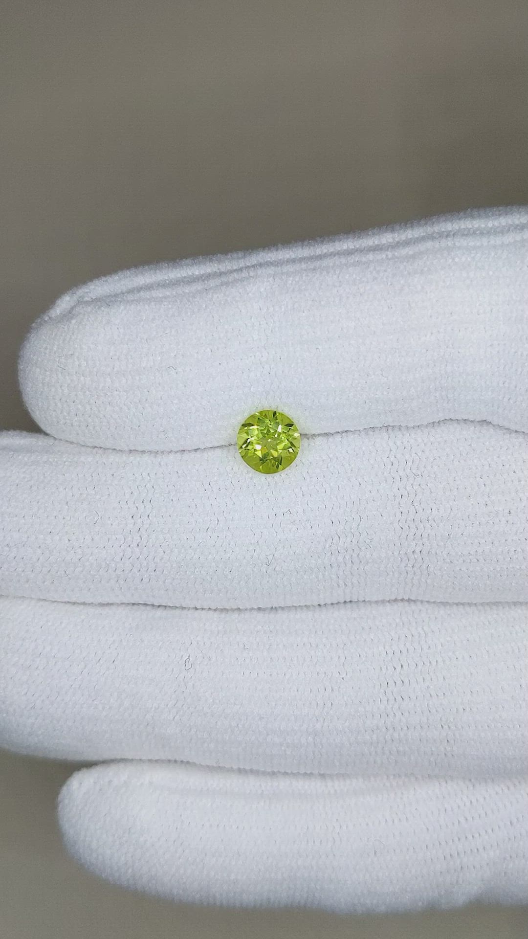 0.86 Ct. Peridot from Pakistan Size Video