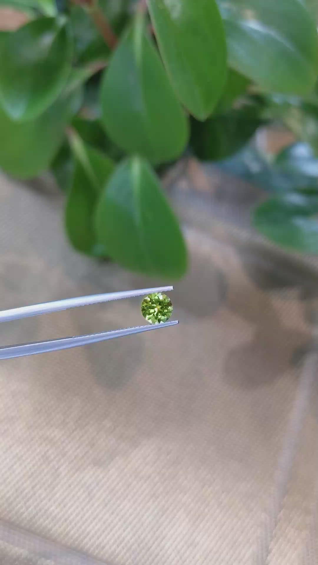 0.97 Ct. Peridot from Pakistan Size Video