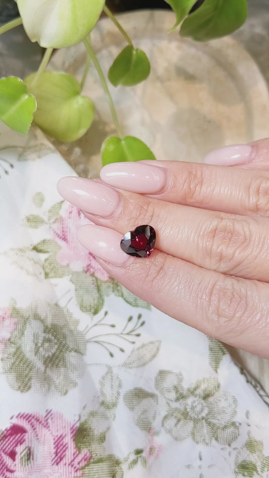 4.18 Ct. Spessartite Garnet from Ceylon (Sri Lanka) Size Video