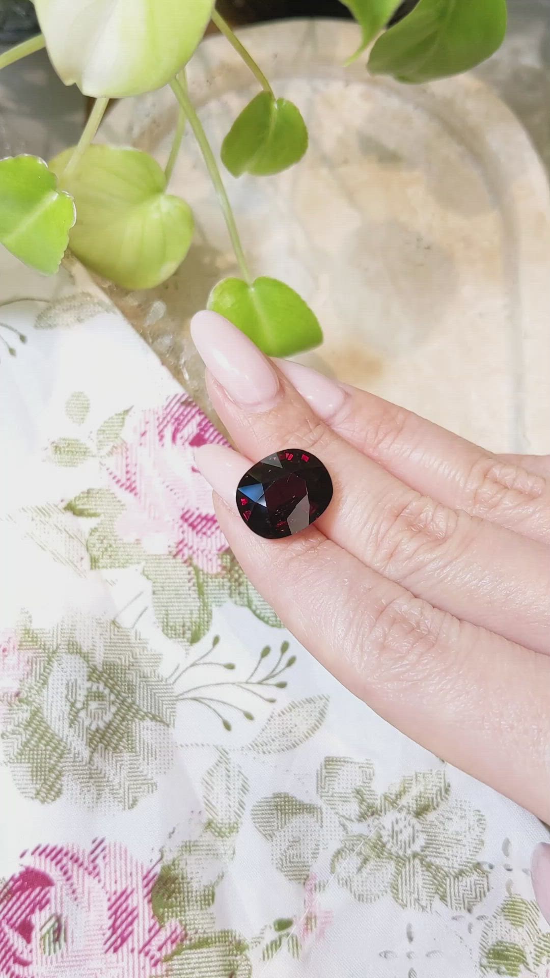 17.84 Ct. Garnet from Ceylon (Sri Lanka) Size Video