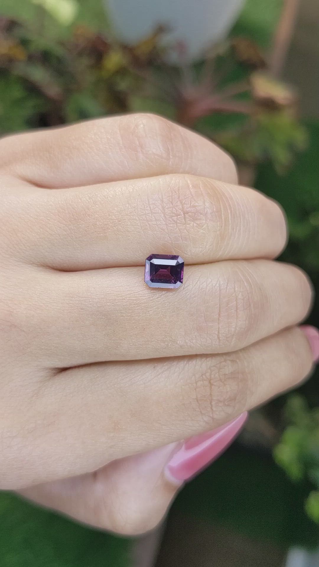 1.30 Ct. Spinel from Ceylon (Sri Lanka) Size Video