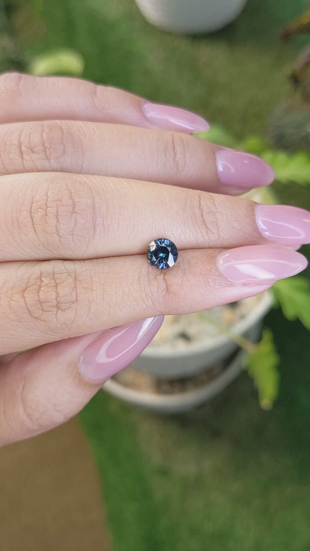 1.07 Ct. Spinel from Ceylon (Sri Lanka) Size Video