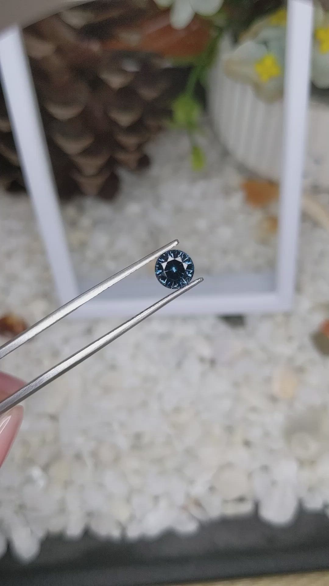 1.07 Ct. Spinel from Ceylon (Sri Lanka) Size Video