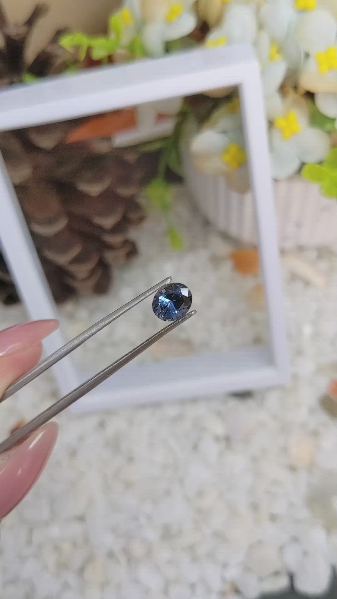 1.11 Ct. Spinel from Ceylon (Sri Lanka) Size Video