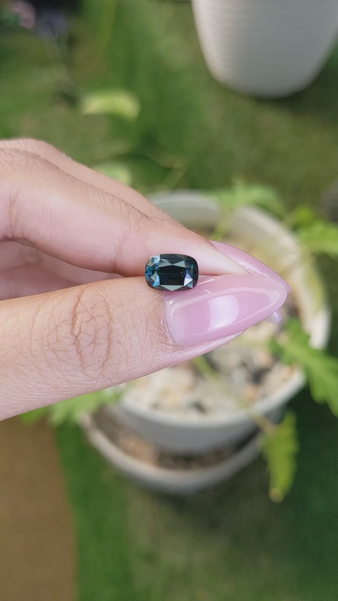 2.09 Ct. Spinel from Ceylon (Sri Lanka) Size Video