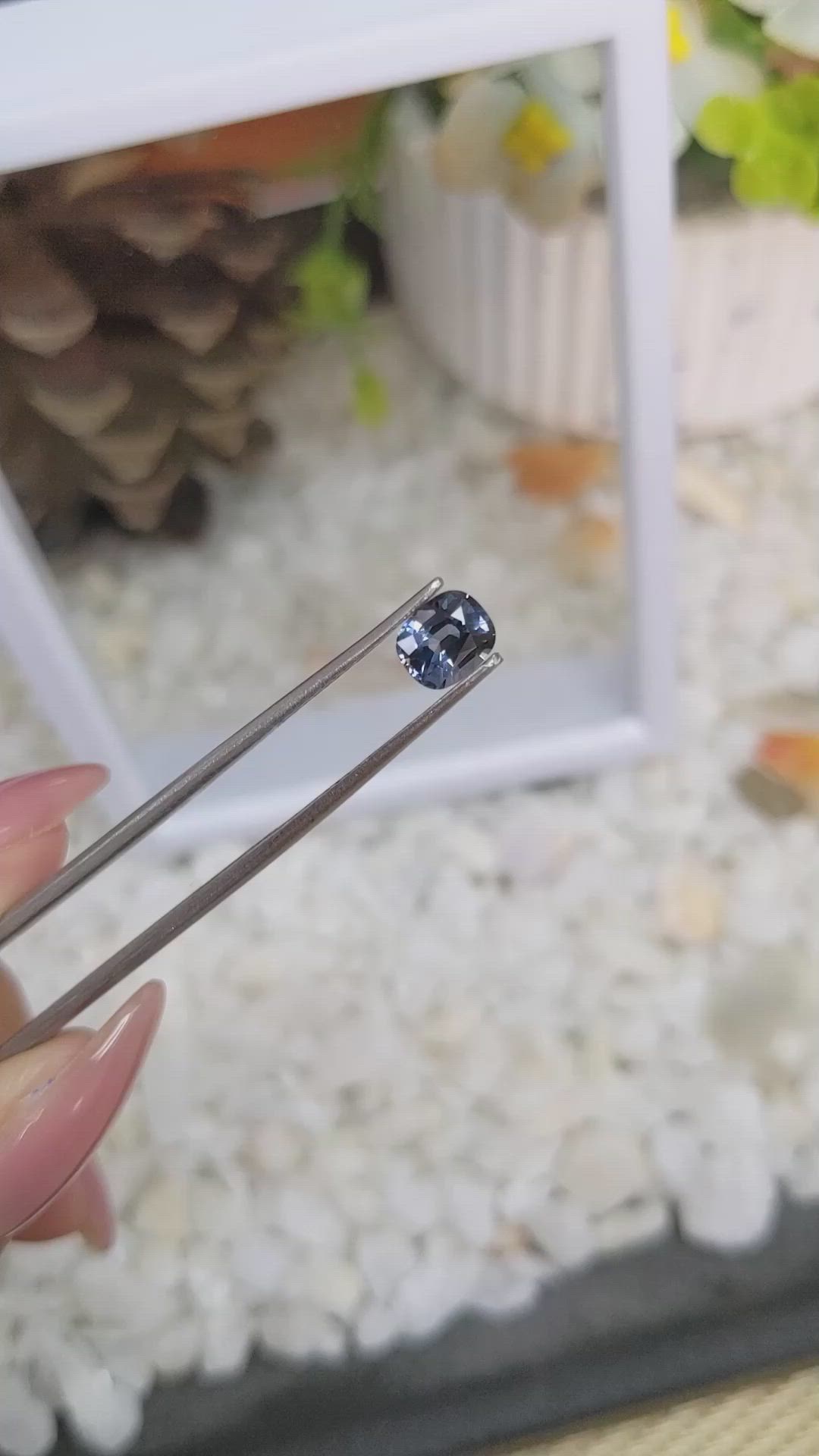 1.05 Ct. Spinel from Ceylon (Sri Lanka) Size Video