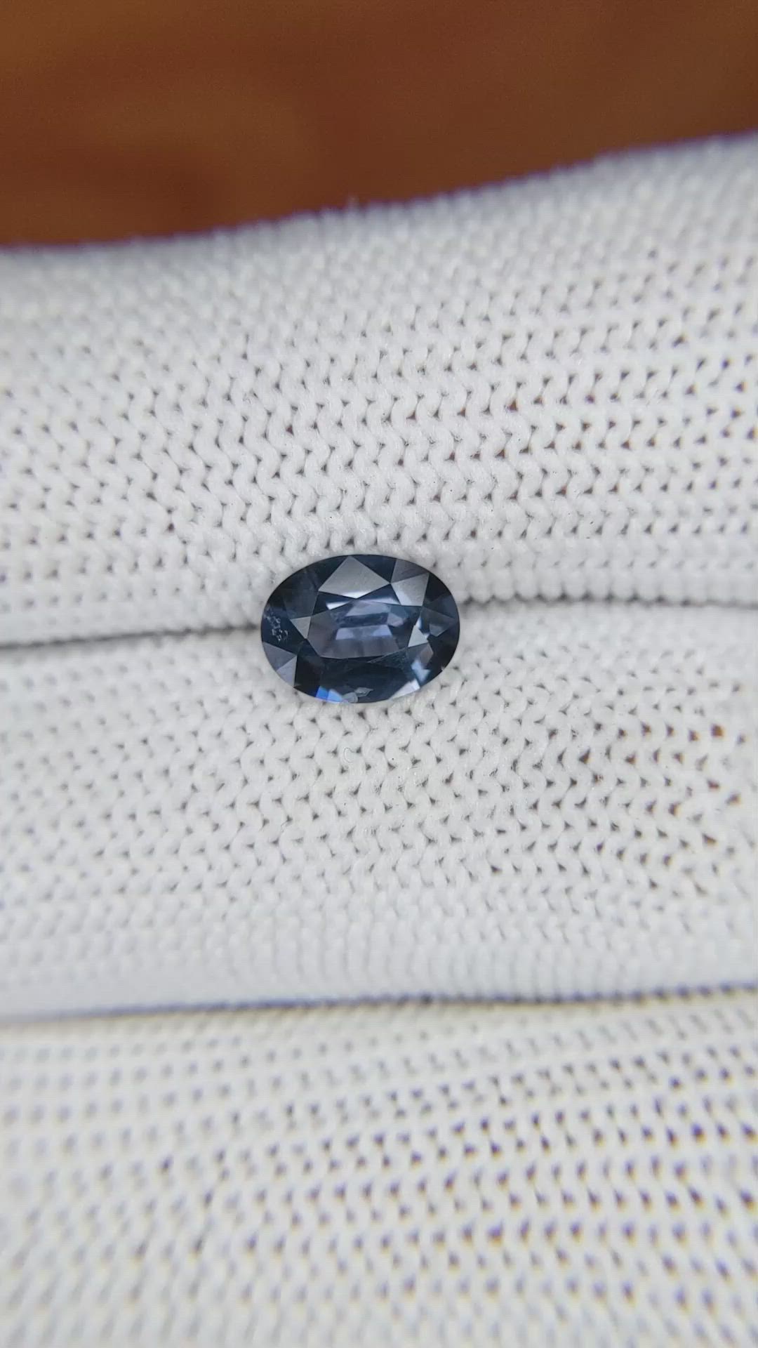 1.23 Ct. Spinel from Ceylon (Sri Lanka) Size Video