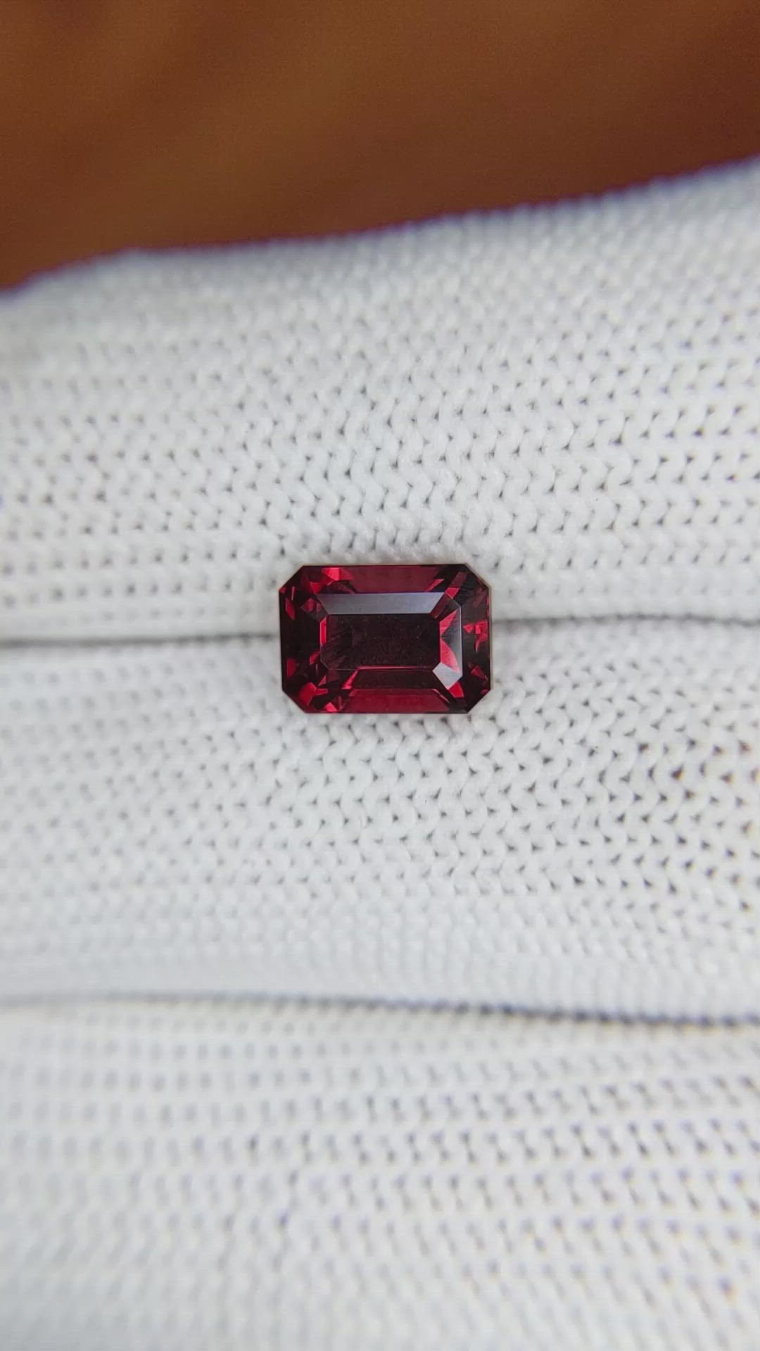 2.80 Ct. Garnet from Ceylon (Sri Lanka) Size Video