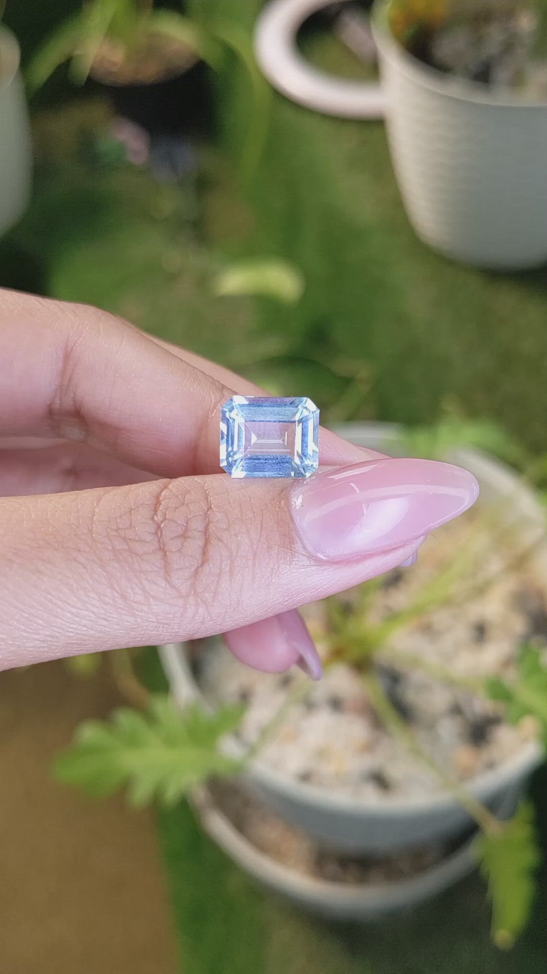 4.67 Ct. Topaz from Ceylon (Sri Lanka) Size Video