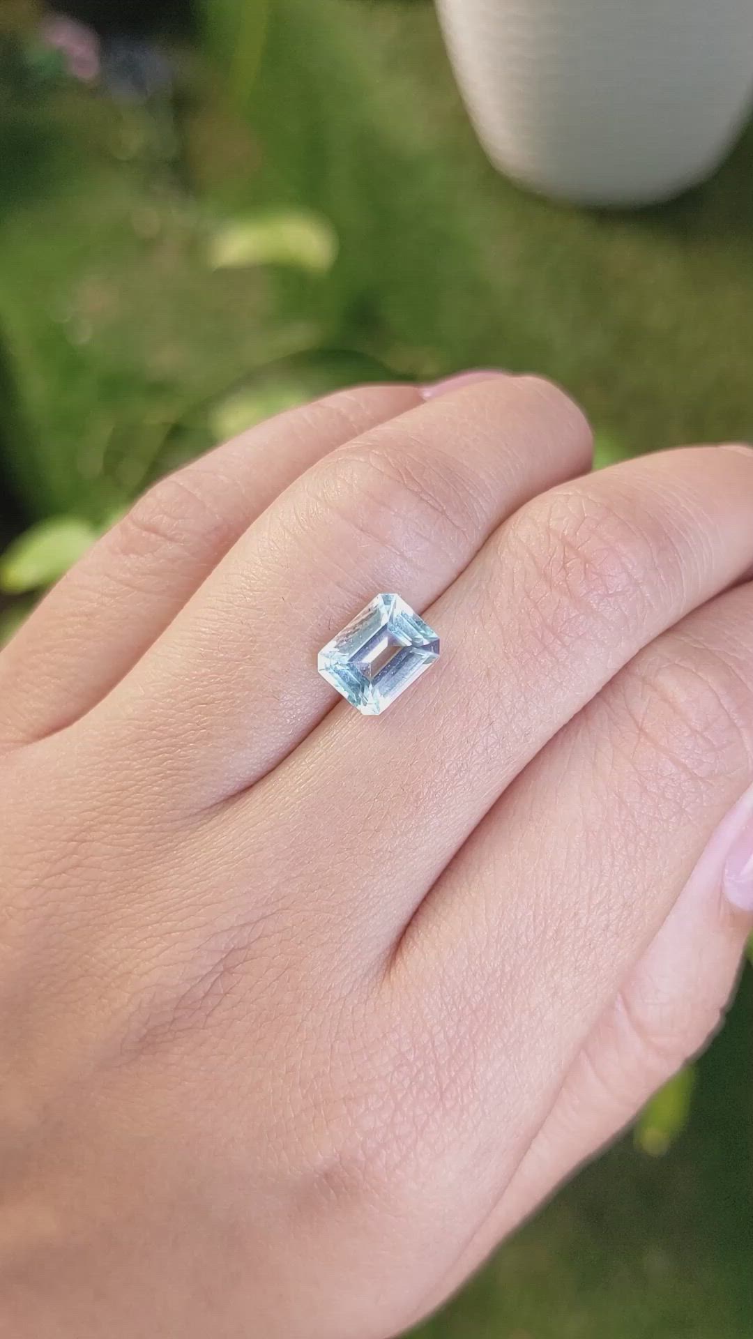 2.59 Ct. Topaz from Ceylon (Sri Lanka) Size Video