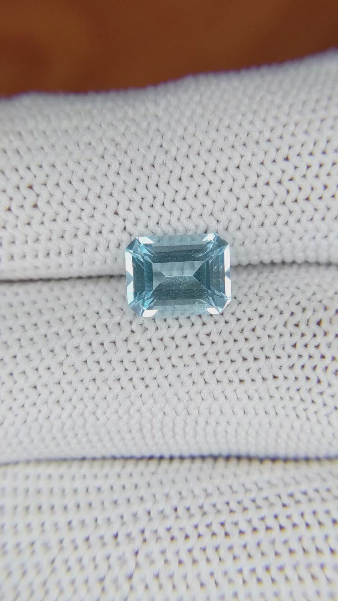 2.24 Ct. Topaz from Ceylon (Sri Lanka) Size Video