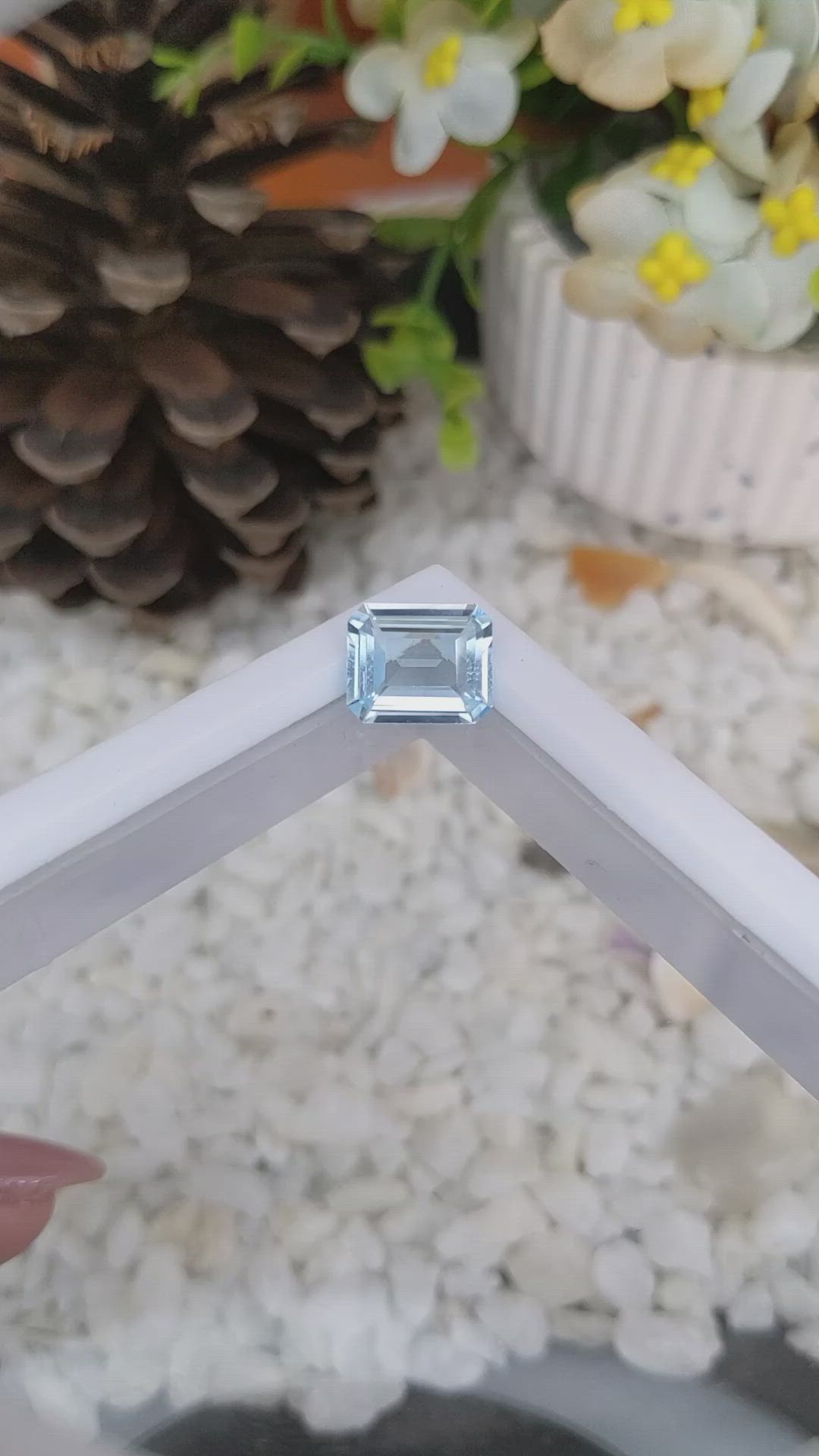3.80 Ct. Topaz from Ceylon (Sri Lanka) Size Video