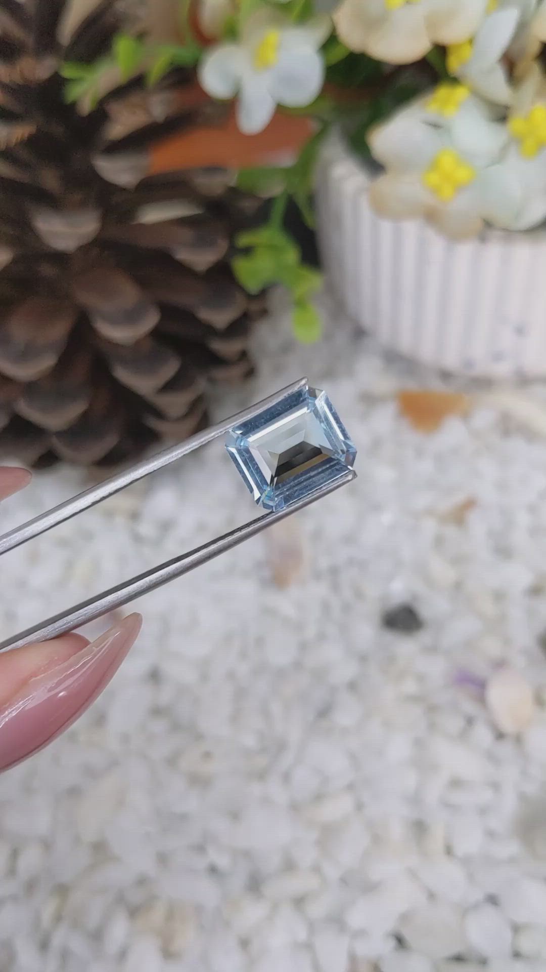 3.80 Ct. Topaz from Ceylon (Sri Lanka) Size Video